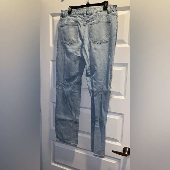 ZARA jeans | RIPPED STRAIGHT JEANS
LIGHT BLUE - REF. 4365/265 - Picture 10 of 10